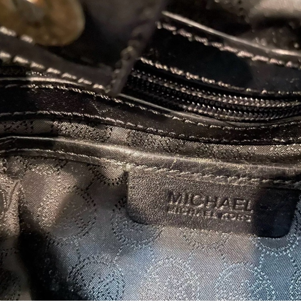 COPY - Michael Kors Jet Set Jacquard
MK Signature Logo. - Picture 15 of 16